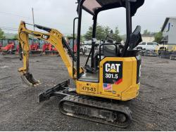 Cat 301.5 3400 pound Excavator #479-03